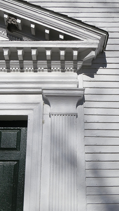 Sandown Meeting House, door detail